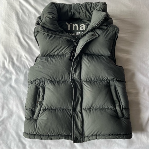 Aritzia Super Puff Vest in Dark Shadow - Picture 2 of 9